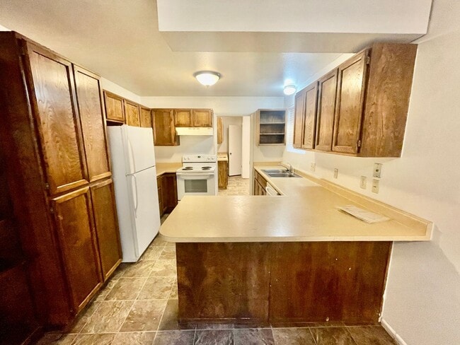 Building Photo - 3-BR Basement Duplex in Santa Clara