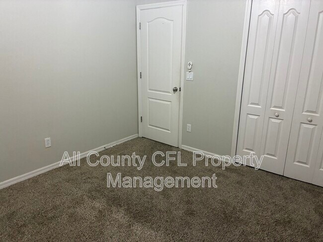 Building Photo - 13749 Lensdale Ln