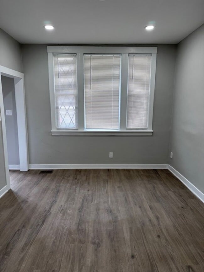 Building Photo - 65 Kilpatrick