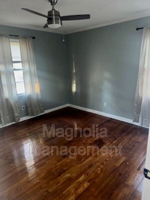 Building Photo - 471 Shepard Rd
