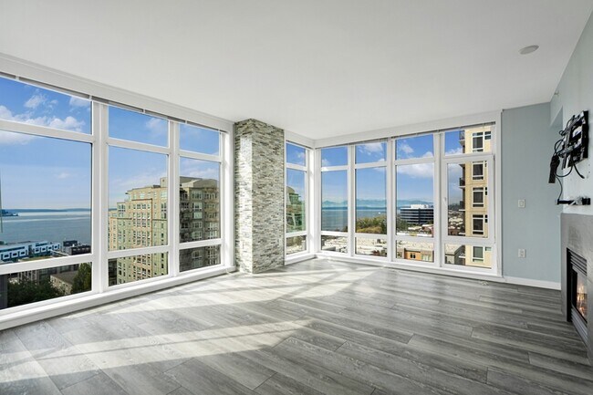 Building Photo - 2721 1st Ave