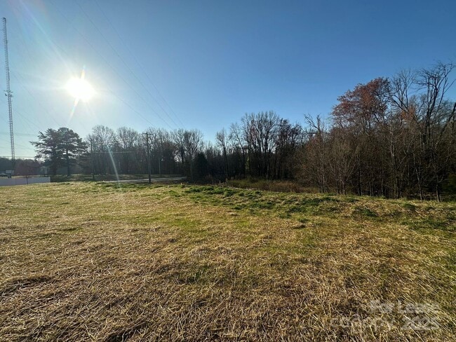 Building Photo - 9050 Stoney Waters Ct