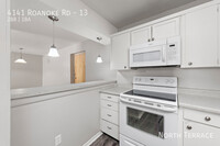 Building Photo - 4141 Roanoke Rd