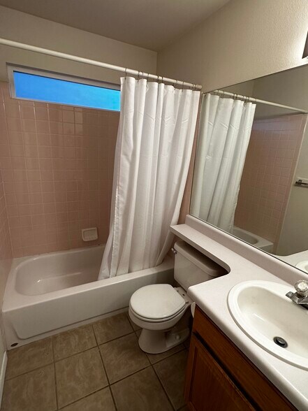 Bathroom #2 - 4540 Bridle Pass Dr