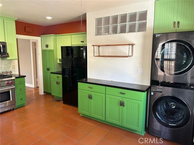 Building Photo - 223 Segovia Ave