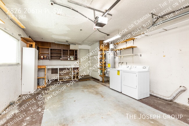 Building Photo - 2826 206th Pl SW