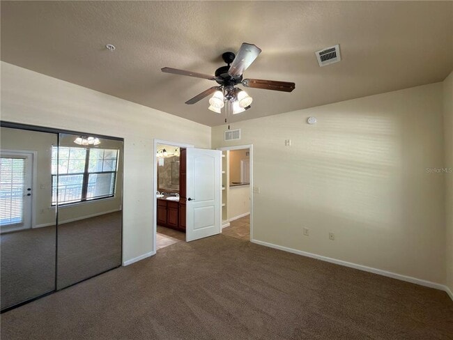 Building Photo - 902 Charo Pkwy