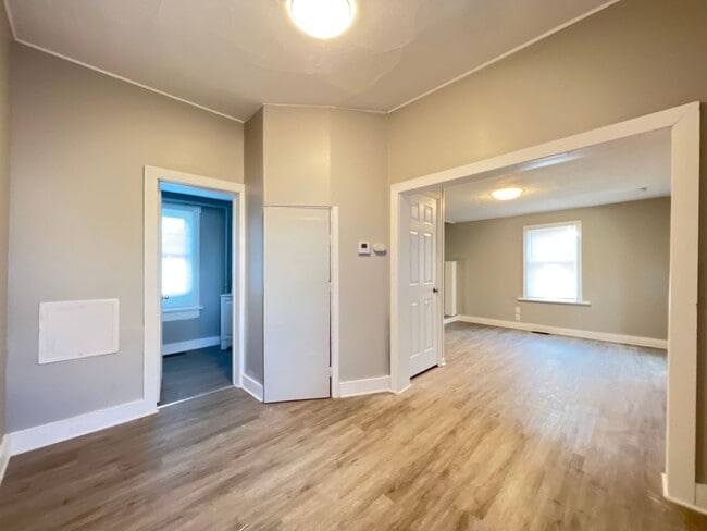 Building Photo - Home on Steele