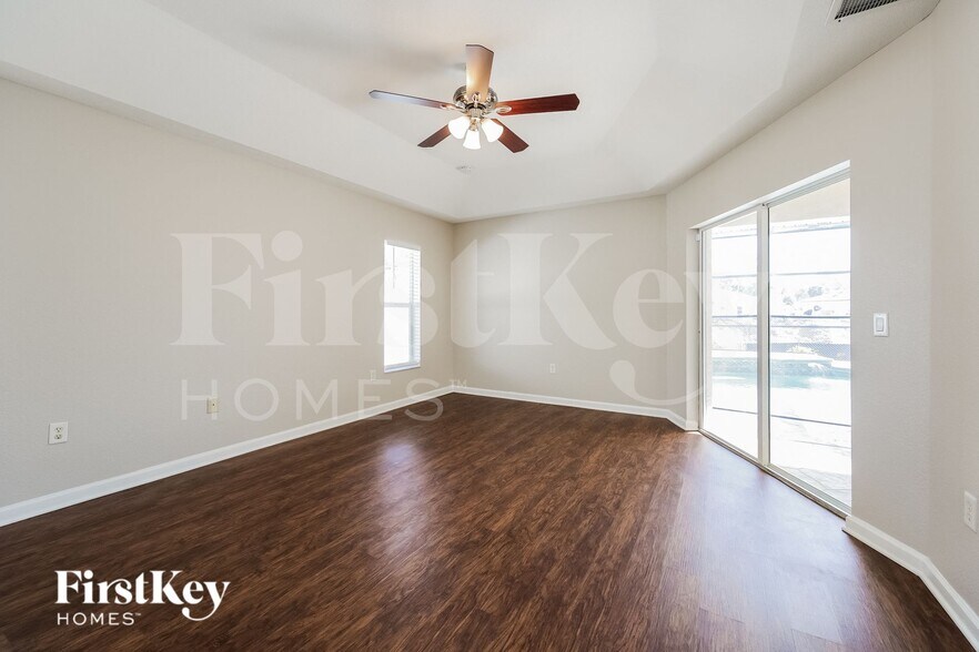 Building Photo - 3342 Cunliffe Rd