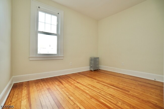 Building Photo - 24 Hornblower Ave