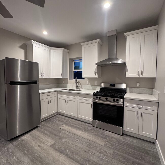 Building Photo - 149 Coolwater Dr