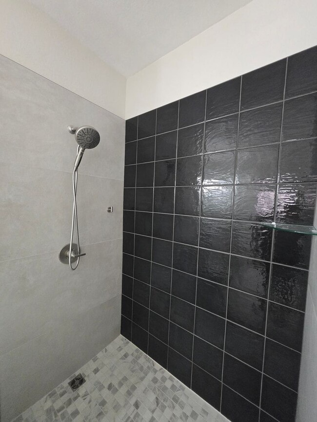 Building Photo - 1 Bed / 1.5 Bath – Magnolia Place | 2-Story Unit in GREAT LOCATION!