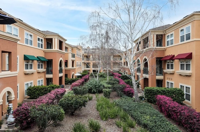 Building Photo - 1390 Saddle Rack St