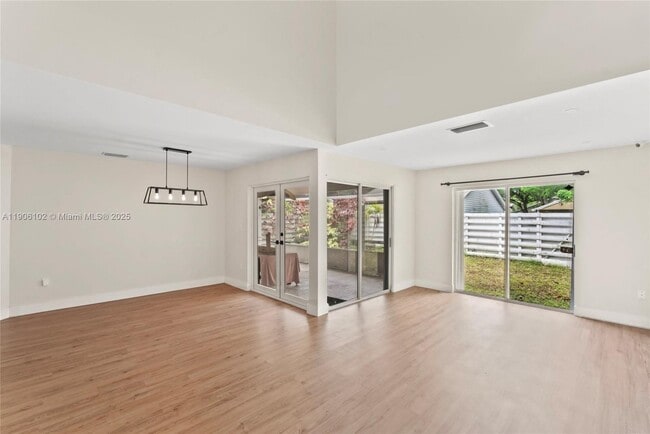 Building Photo - 15026 SW 141st Ct