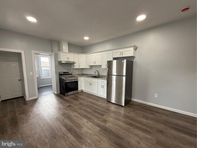 Building Photo - 1156 Franklin St