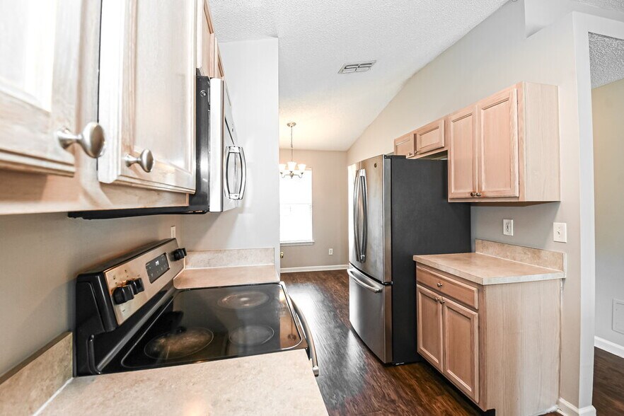 Building Photo - 1125 Buccaneer Blvd
