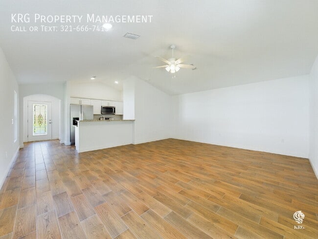 Building Photo - 8364 SE 158th Pl