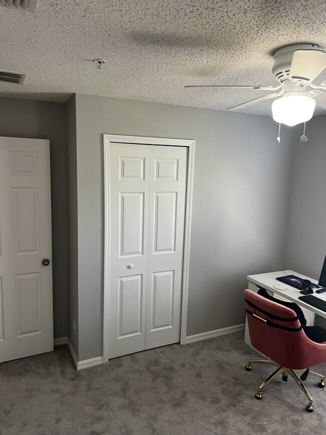 Building Photo - 2060 Cypress Bay Blvd