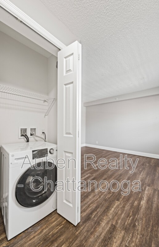 Building Photo - 5519 TN-153