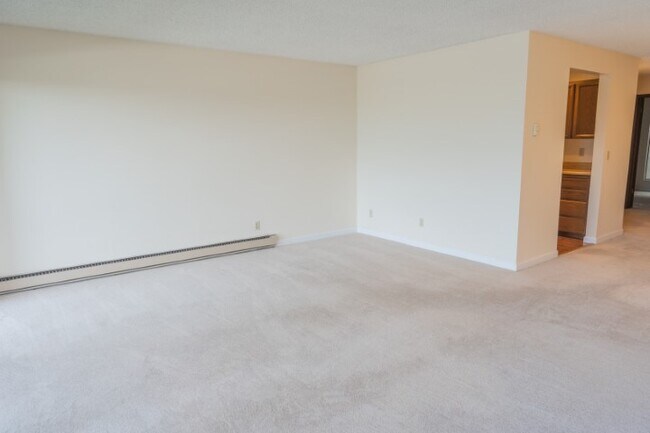 Building Photo - 2929 76th Ave SE