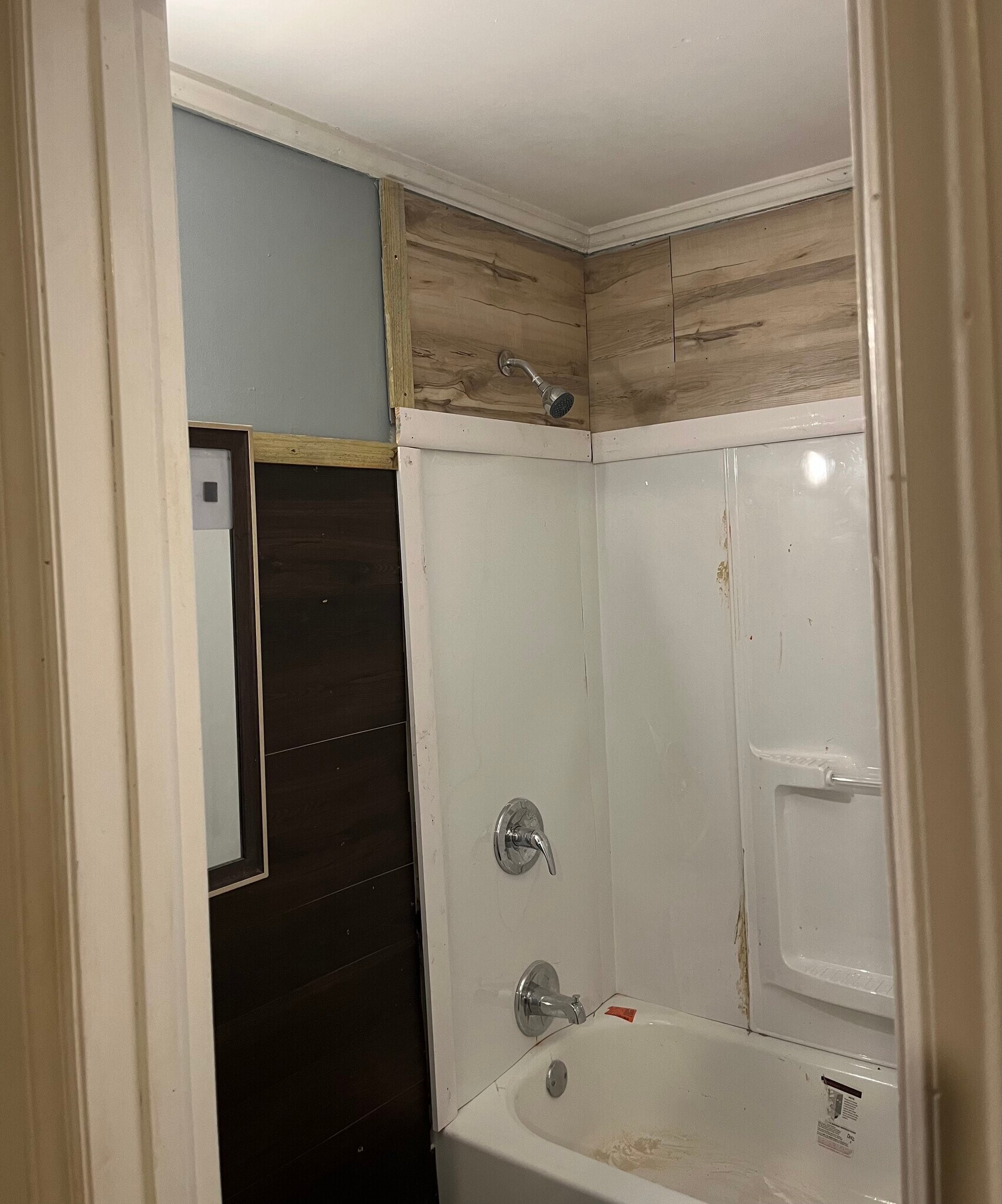 Building Photo - 3917 Bloomfield Dr