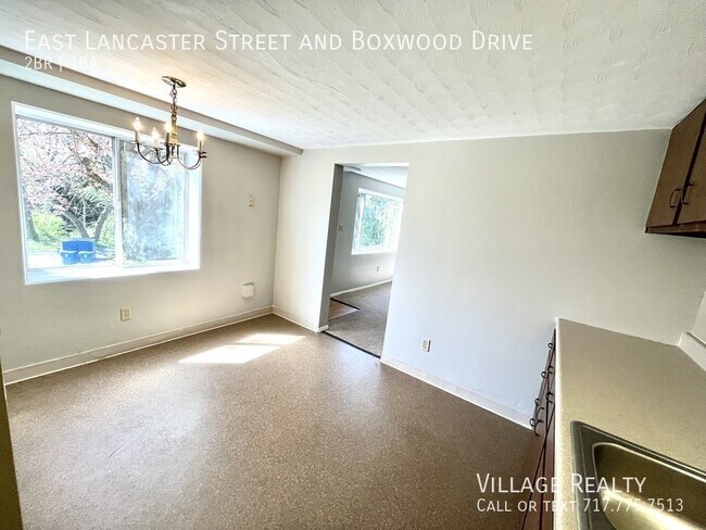 Building Photo - 308 E Lancaster St