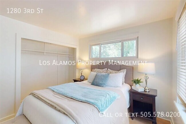 Building Photo - 1280 3rd St