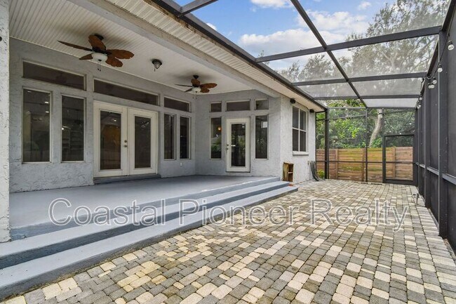 Building Photo - 6105 S Elkins Ave