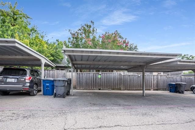 Building Photo - 7615 Woodthrush Dr