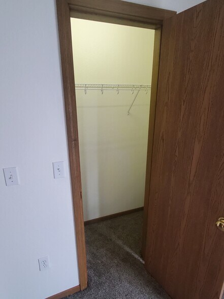 Bedroom Closet - 1014 Augusta Ln
