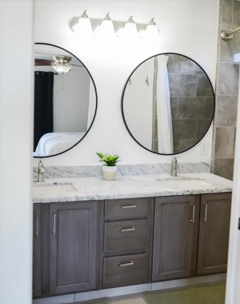 Building Photo - 3135 Fairmont Dr