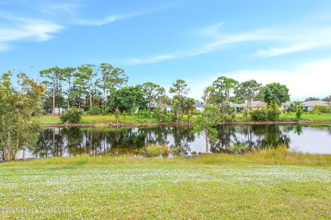 Building Photo - 4300 Millicent Cir