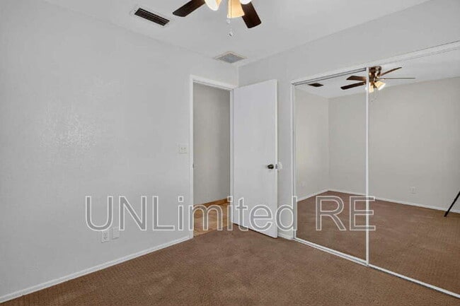 Building Photo - 2250 Atlantic Dr