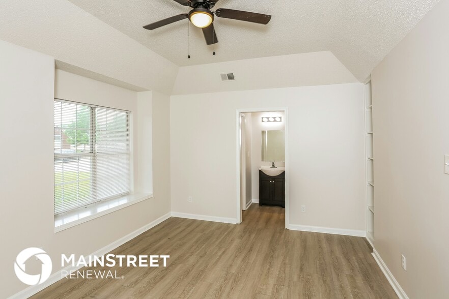 Building Photo - 5963 Cuspidon Cove