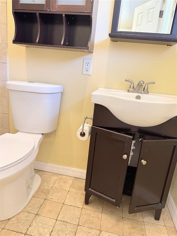 Building Photo - 1219 Julian Ln Dr