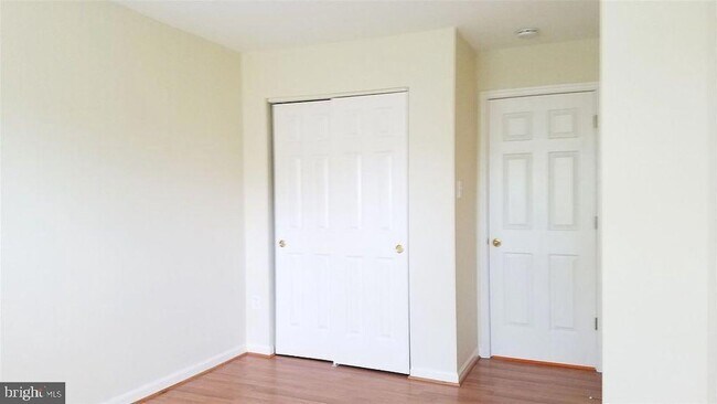 Building Photo - 5208 Duke Ct
