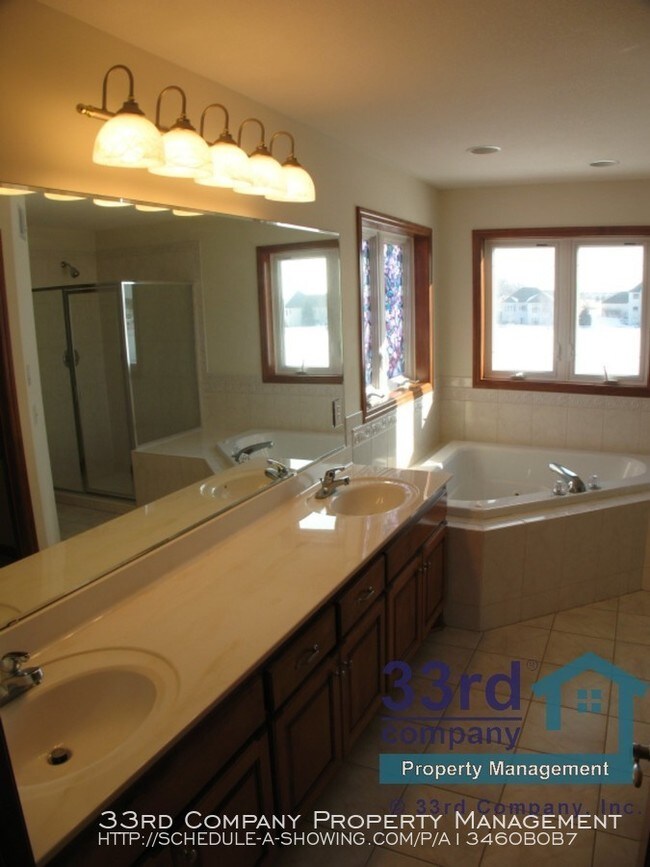 Building Photo - 2082 Arnold Palmer Dr