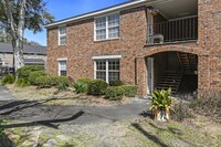 Building Photo - 1240 Fairmont Ave