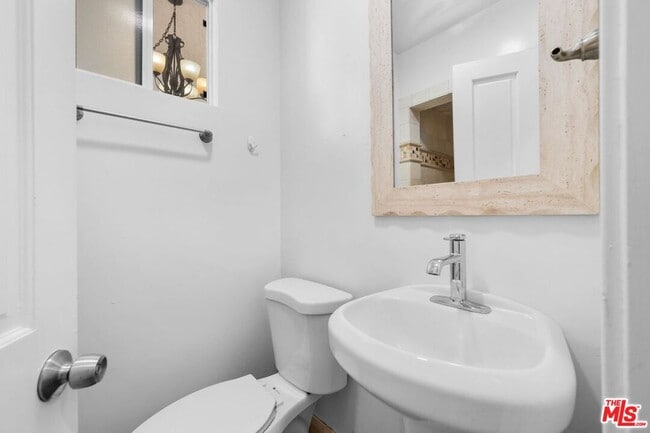 Building Photo - 6322 W 78th Pl
