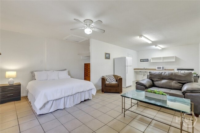 Building Photo - 5013 Ogeechee Rd