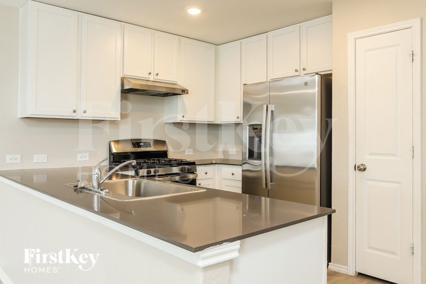 Building Photo - 5196 Fowler Crst