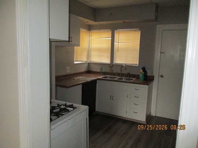 Building Photo - 611 Liberty Dr