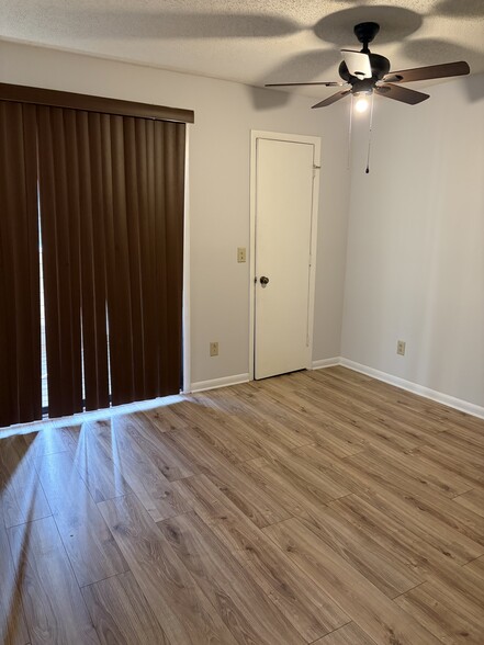 Master Bedroom - 4517 Sharon Chase Dr