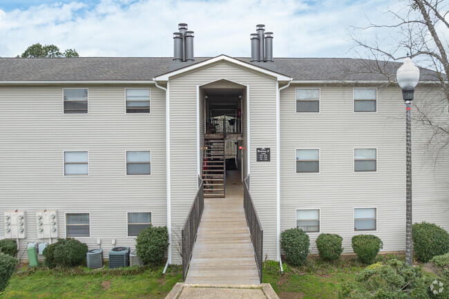 Building Photo - Ridgewood