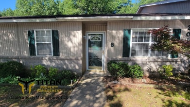Building Photo - 2 bed/2 bath Apartment