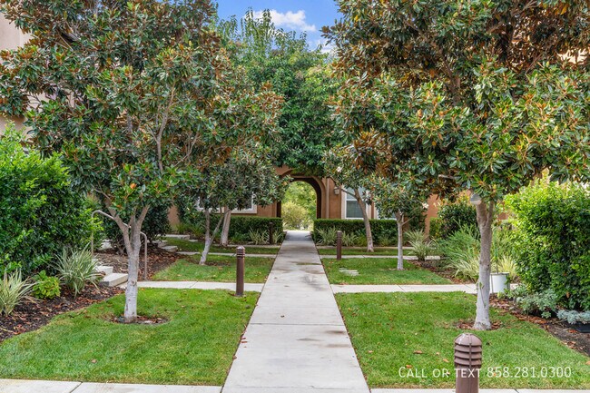 Building Photo - 17010 Calle Trevino