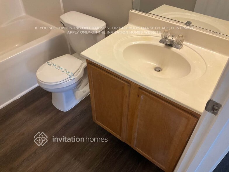 Building Photo - 329 Tanner Ct