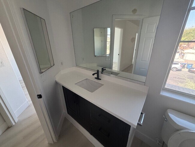 Building Photo - Spacious 4Br/3Ba Home in Galena Pointe – in North Las Vegas