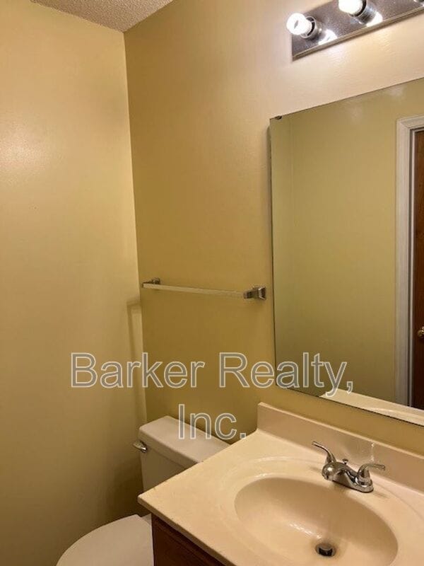 Building Photo - 5513 Bringle Ct