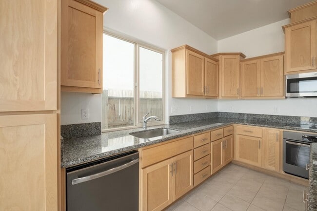 Building Photo - 1257 Rdg Crk Ests Wy